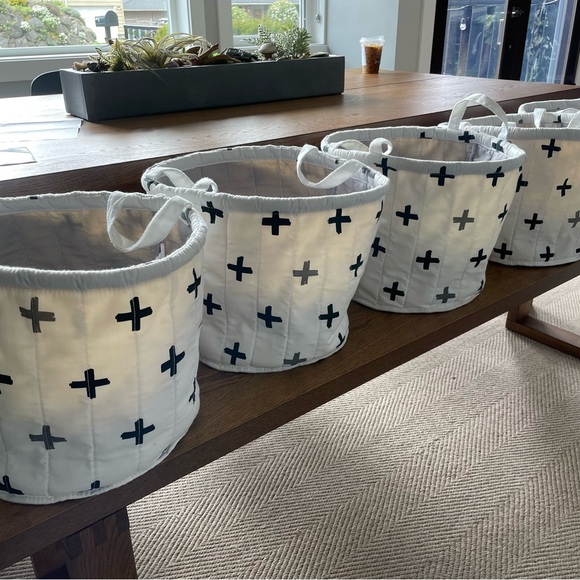 4 soft Target Cloud Island Bins - Picture 1 of 1
